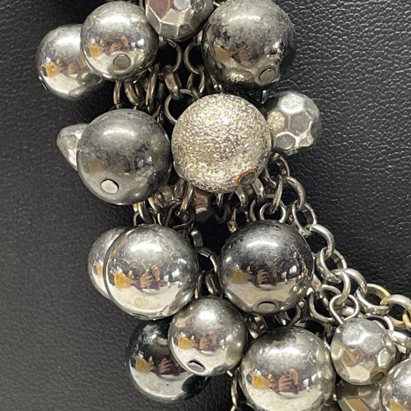New York & Company Bold Bib Necklace with Gunmetal Tone Beads Adjustable N21 - Picture 3 of 12